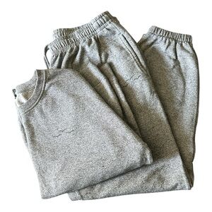 Set LazyPants Gray Sweatshirt and Sweatpants Set